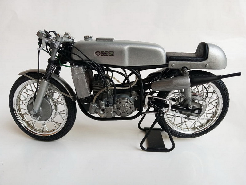 MZ 250CC