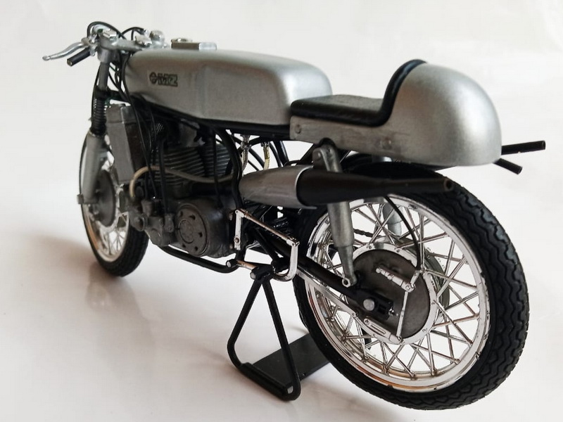 MZ 250CC