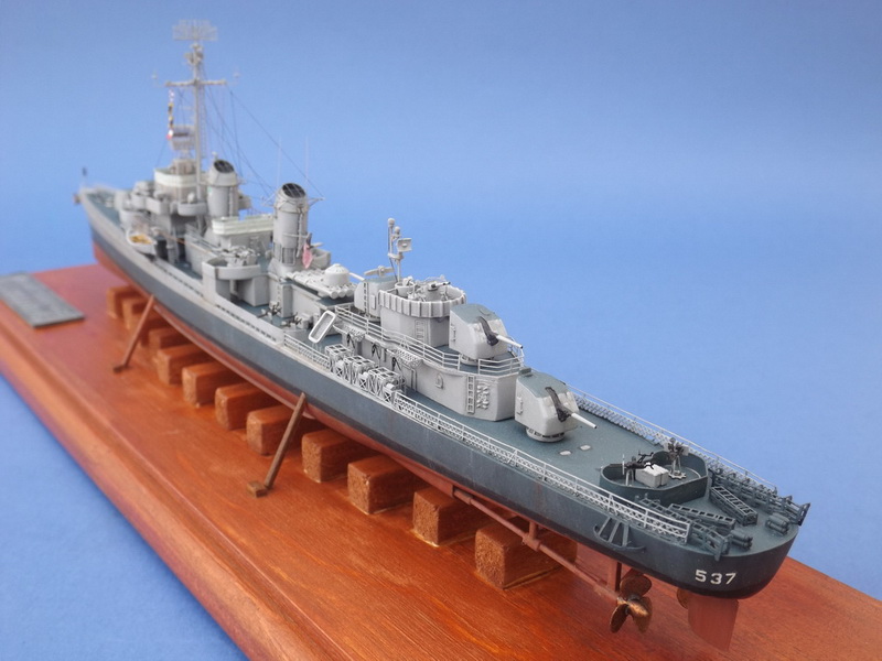 uss the sullivans